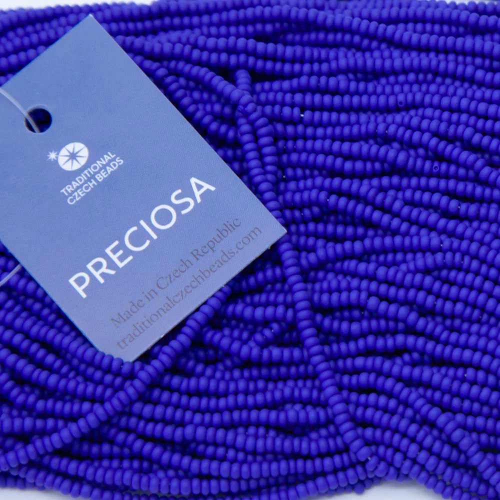10SB174-M: Preciosa Czech Seed Bead Opaque Dark Blue Matte 10/0 -  5 Hanks - Image 2