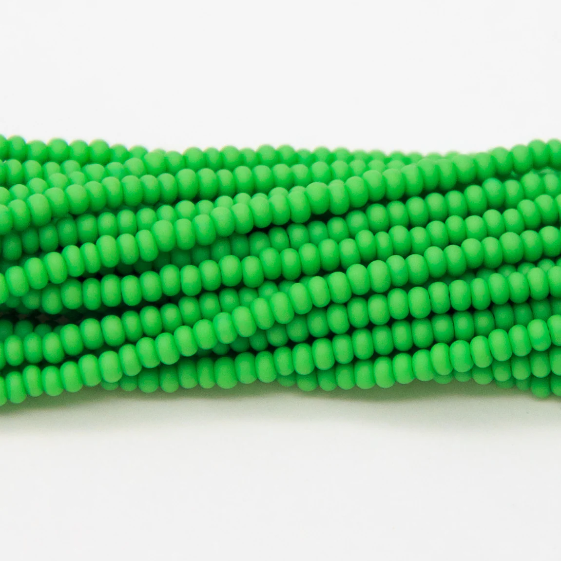10SB182-MR: CZ Seed Bead Opaque LT Green Matte 10/0 1 Hank - Image 4