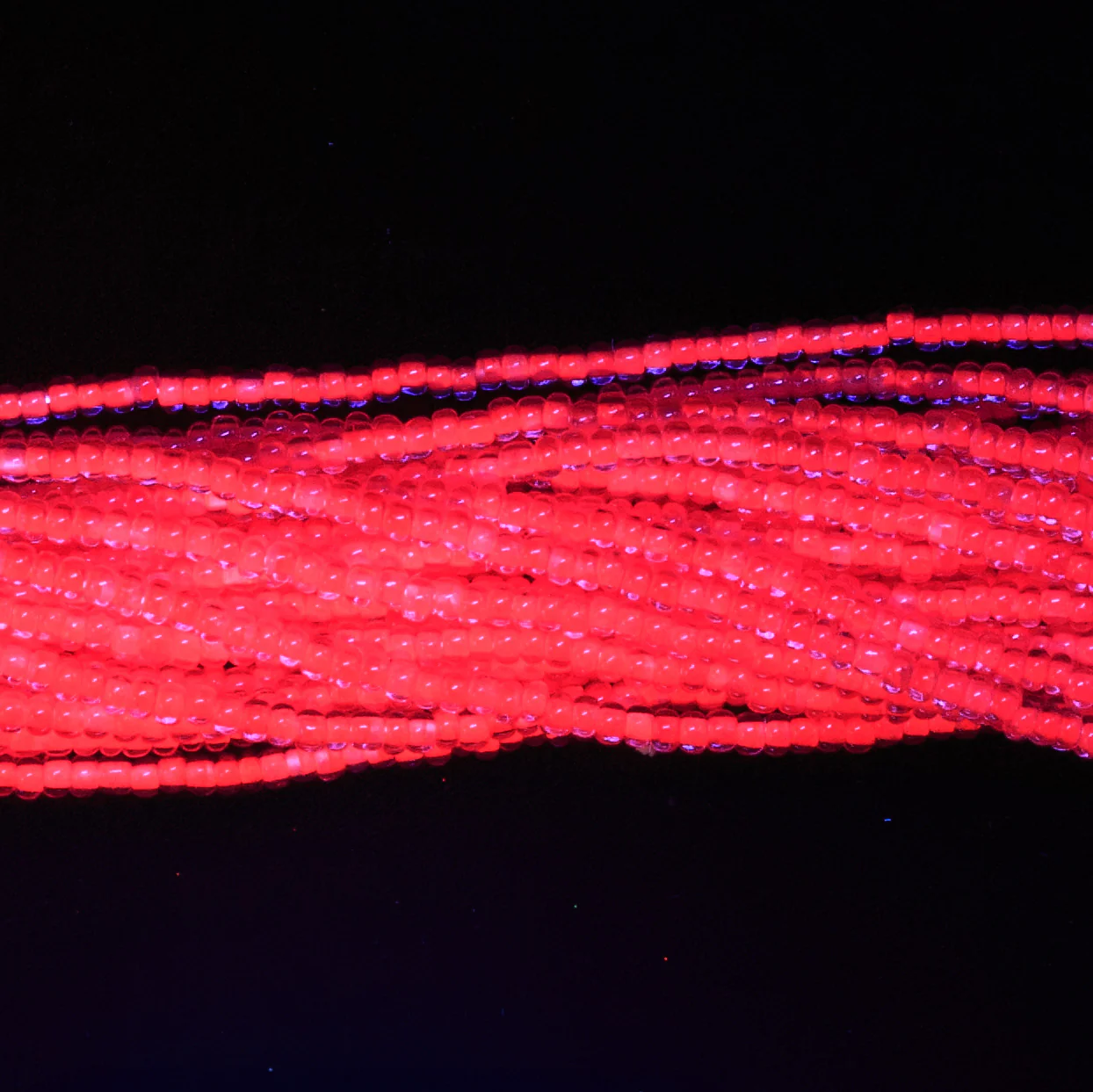 10SB792:  CZ Seed Bead Colorlined Pink 10/0 - 5HK - Image 2