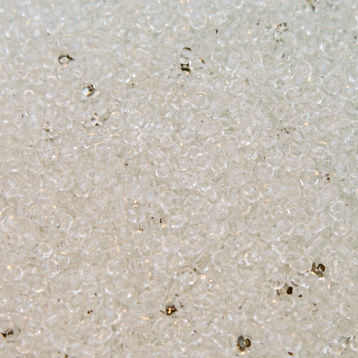 10SV212-2R: Vin Ven Seed Bead Crystal #2 10/0 - 50GM - Image 2