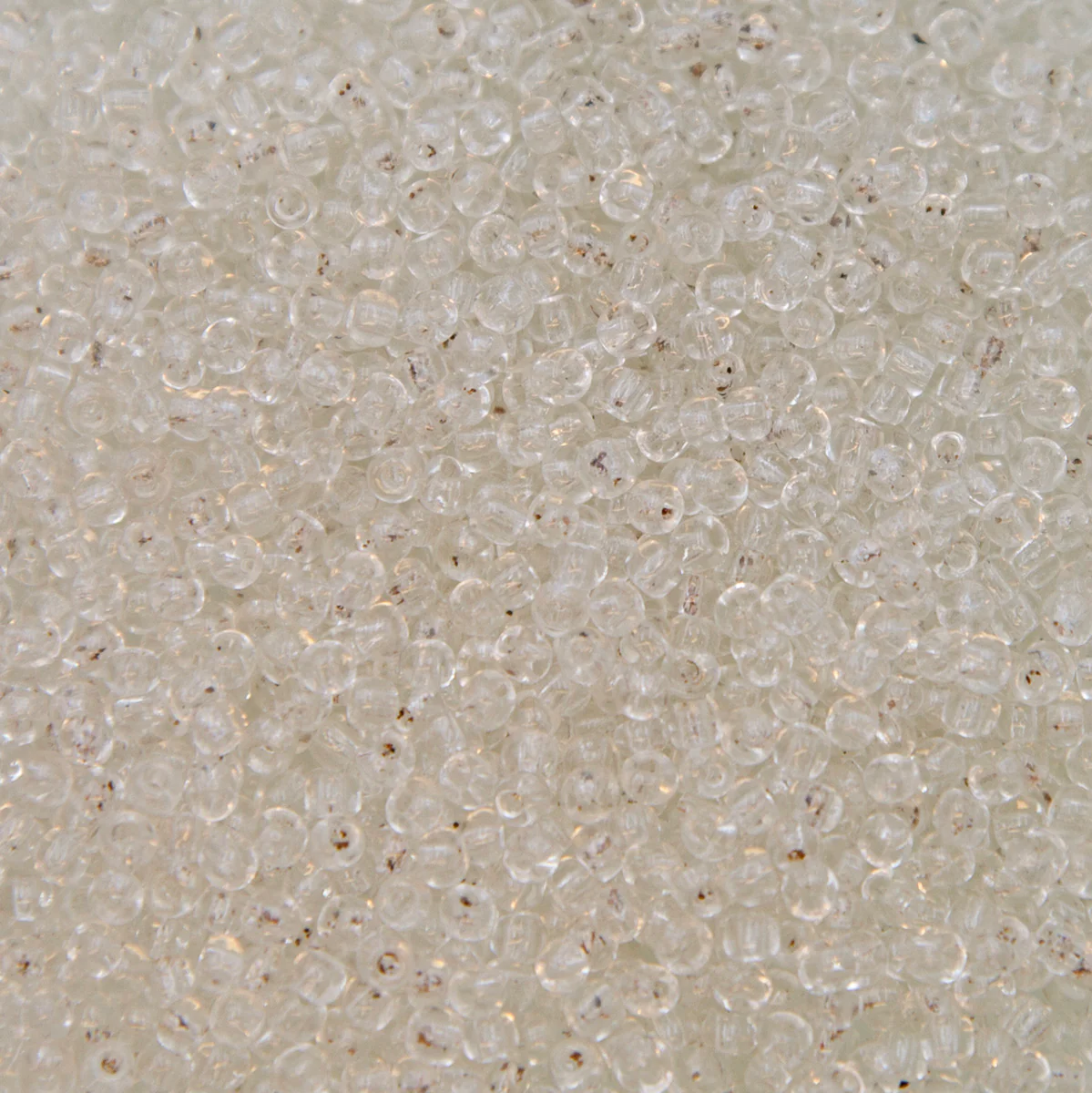 10SV212R: Vin Ven Seed Bead Crystal 10/0 - 50GM - Image 2