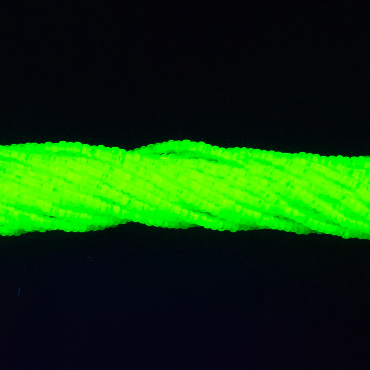 11SB622-NT: CZ Seed Bead Neon Yellow On Crystal 11/0 6HK - Image 2