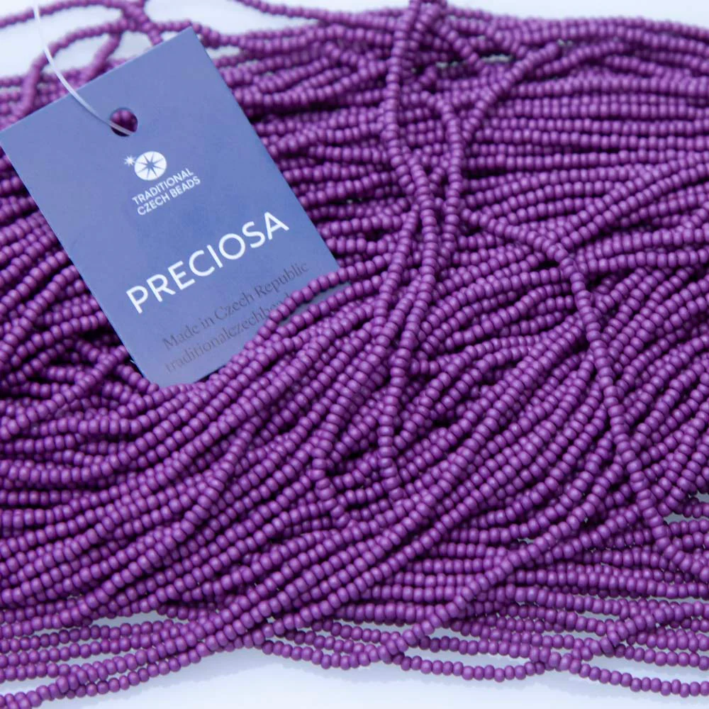 11SB949-M: CZ Seed Bead Silk Red Grape Matte 11/0 6HK - Image 2