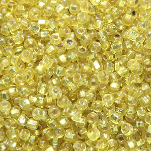 11SV426-Q: Vintage Venetian S/L Green Yellow #3 SQ Hole 11/0 500 Grams - Image 2