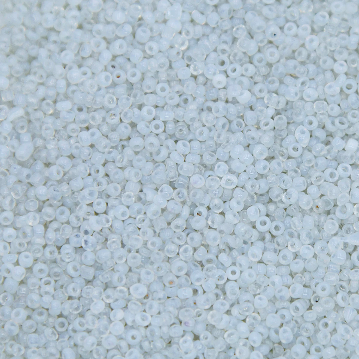 12EP212-2AR: Vin French SB Opal & Crystal Mix 12/0 - 50 GM - Image 2