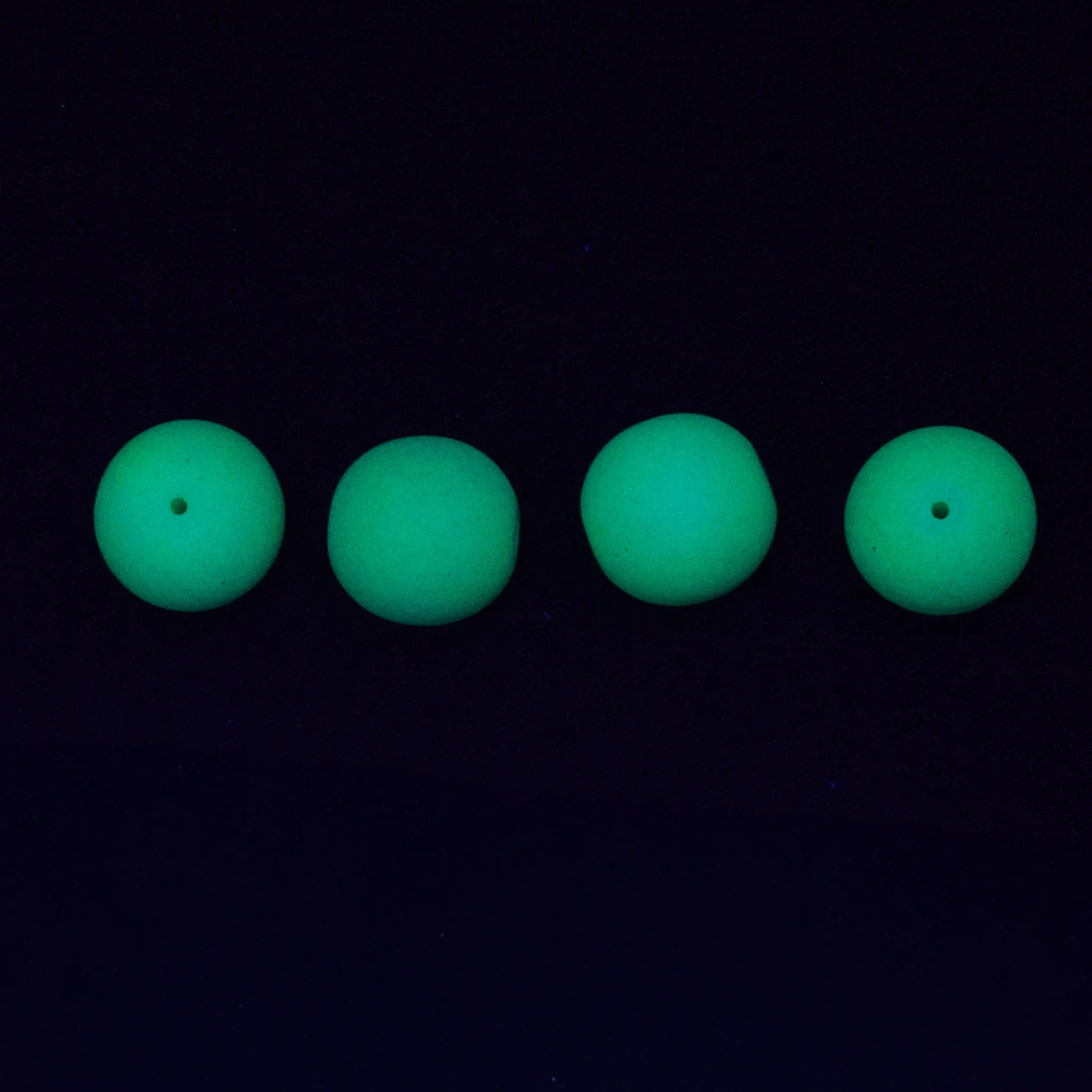 12RD686-NL: CZ Round DK Green Neon Matte Loose 12mm 30PC - Image 2
