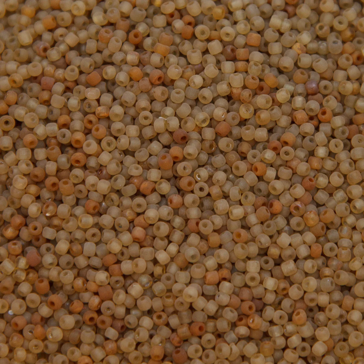12SV253-3UR: Vin Venetian Seed Bead Trans Gold #3 Unfinished 12/0-50GMs - Image 2