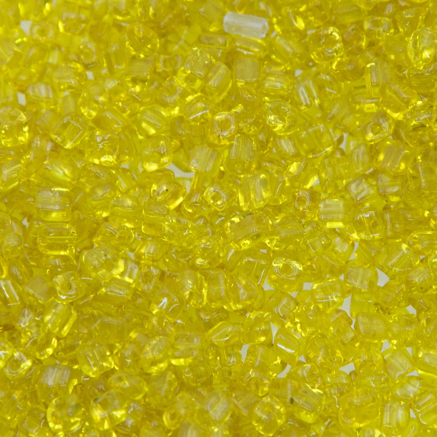 3SV100-3: Vintage Venetian 3mm Square - Transparent Yellow 250 Grams