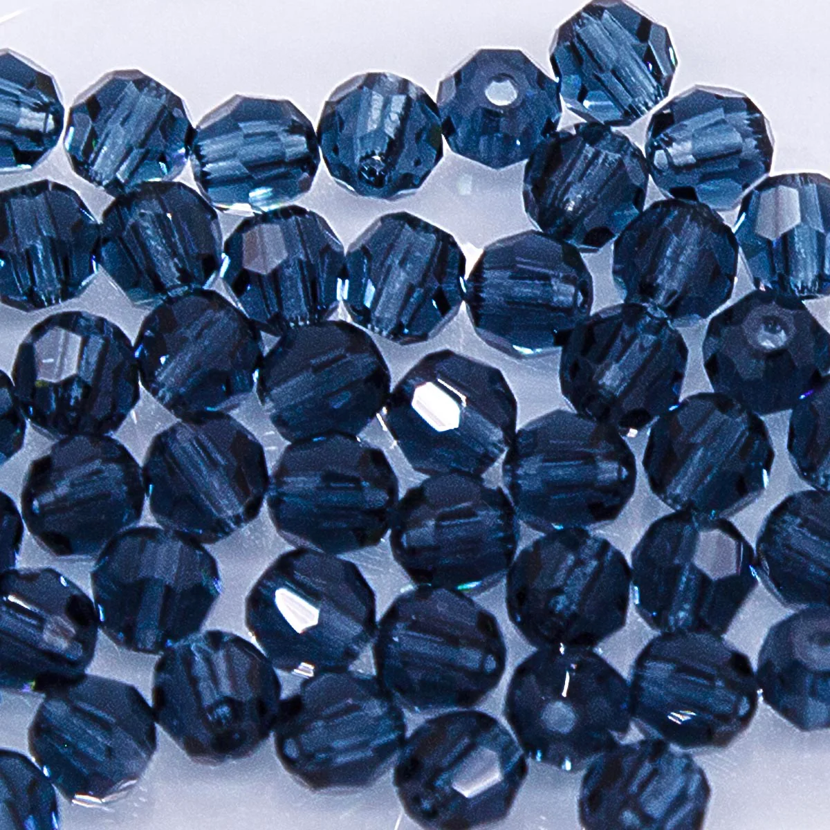 4CC269: Preciosa Crystal Round Montana Blue 4mm-72PC - Image 2