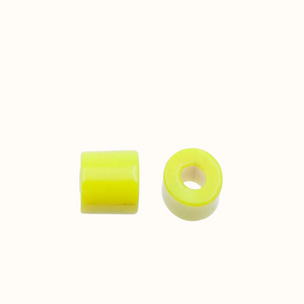 6IN126: India Tile Bead Yellow 6mm - 50GM - Image 2