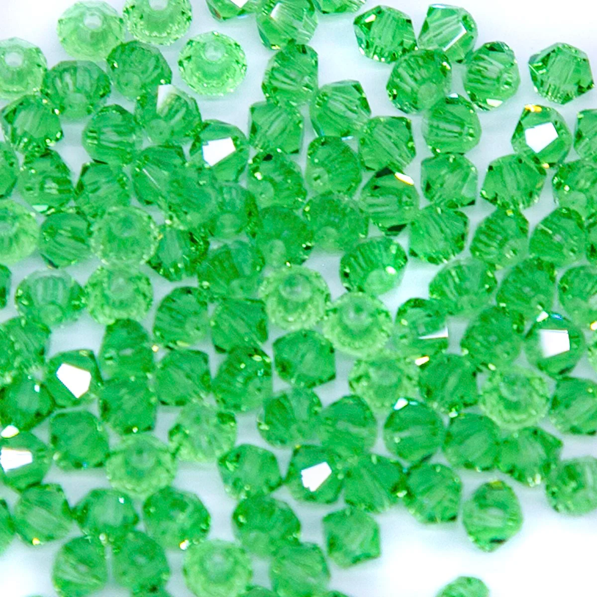 80CC282: Preciosa Crystal Dia Peridot 3mm-144PC - Image 2