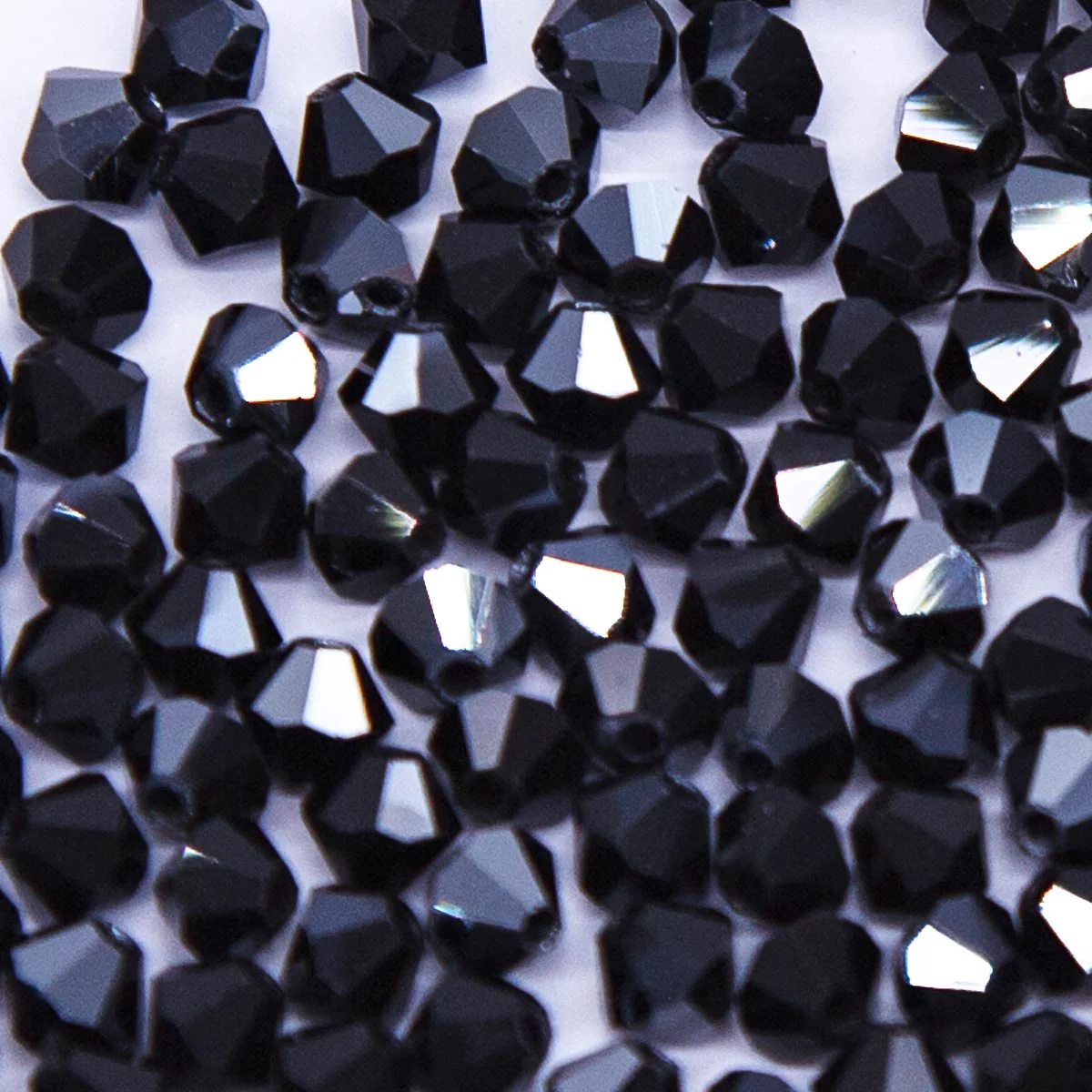 82CC309: Preciosa Crystal Dia Jet Hematite 4mm-144PC - Image 2