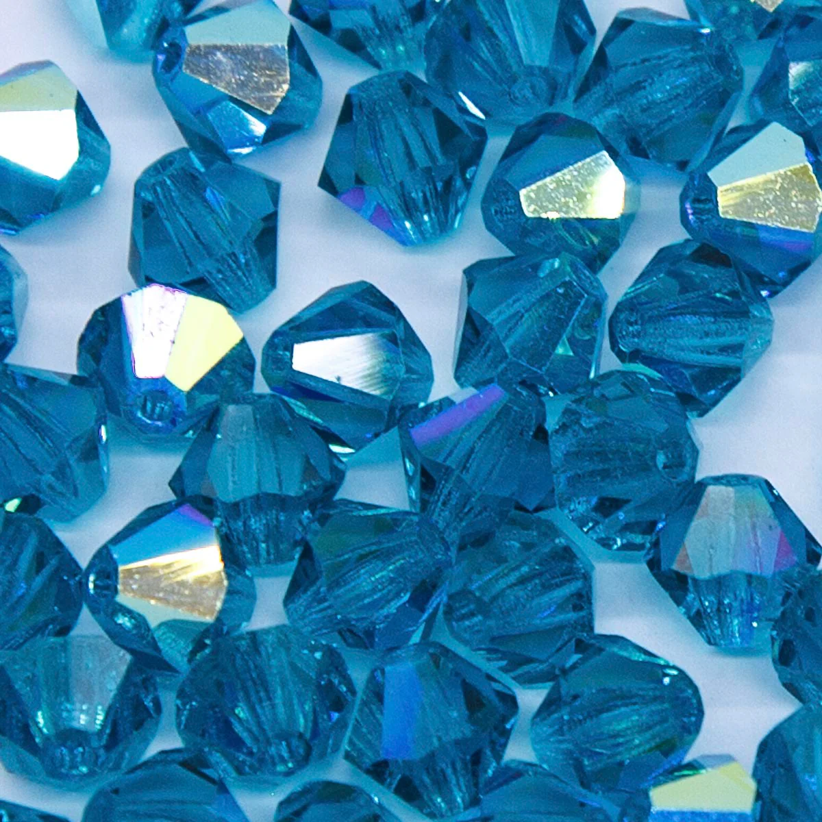 86CC585: Preciosa Crystal Dia Blue Zircon AB 6x6mm-72PC - Image 2