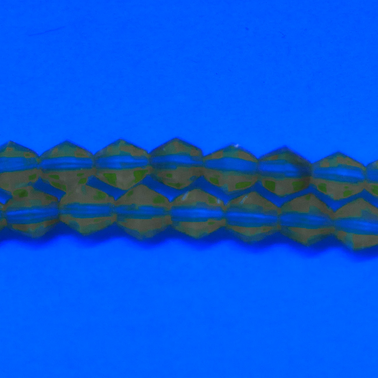 86FC233: CZ FC Diamond TR Peach 6mm 300PC - Image 2